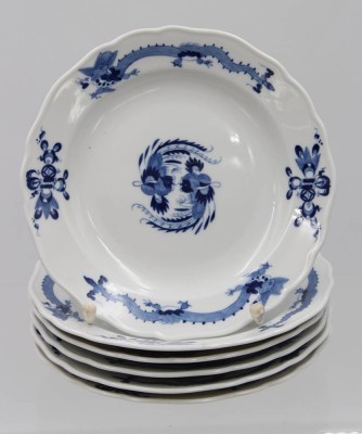 Auktion 360<br>6x Brotteller, Meißen Schwertermarke, blauer Drache, je 4 Schleifstriche, D-18cm [1]
