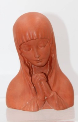 Auktion 360<br>betende Maria, Goebel, älter, ca. H-15,5cm [1]