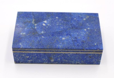 Auktion 360<br>Kästchen mit Lapislazuli, älter, wohl Mexiko, H-3cm B-9,9cm T-6cm [1]