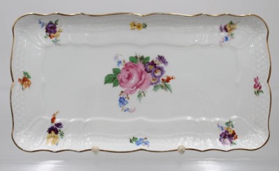 Auktion 360<br>Königskuchenplatte, Hutschenreuther, Form Dresden, ca. 29,3 x 15,5cm [1]