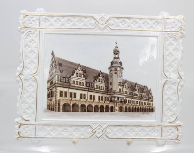 Auktion 360<br>Bildplatte, PMP, Ansicht Leipziger Rathaus, ca. 20 x 24,5cm [1]