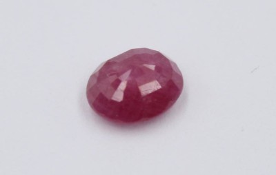 Auktion 360<br>behandelter Rubin, 1,27ct [1]