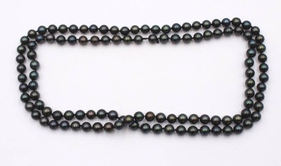 Auktion 360<br>graue Perlenkette, endlos gearbeitet [1]