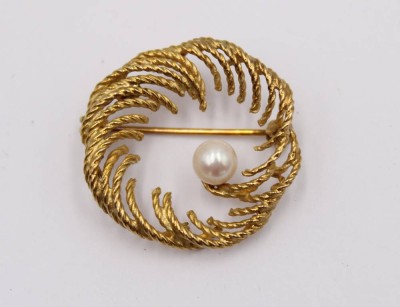 Auktion 360<br>333er GG Brosche mit Perle, ca. 4,3gr., ca. D-2,8cm [1]