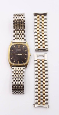 Auktion 360<br>Herren-Armbanduhr, SEIKO Quarz, Werk nicht geprüft, Tragespuren, in Zentra-Kasten, ca. D-3cm [1]