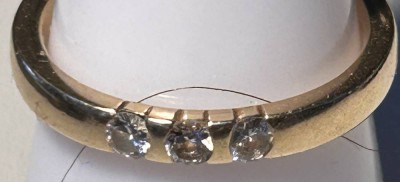 Auktion 360<br>Goldring-585- mit 3 Brillanten, zusammen 0,24 ct,  RG 57 [1]