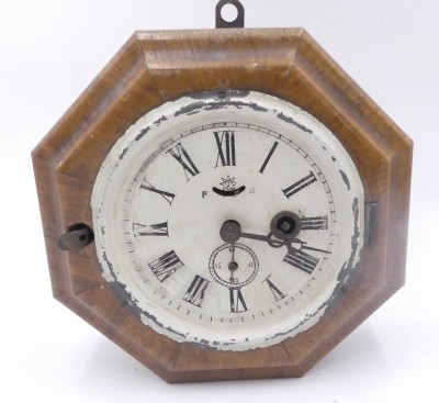 Auktion 360<br>kl. Wanduhr in Holuzgehäuse 