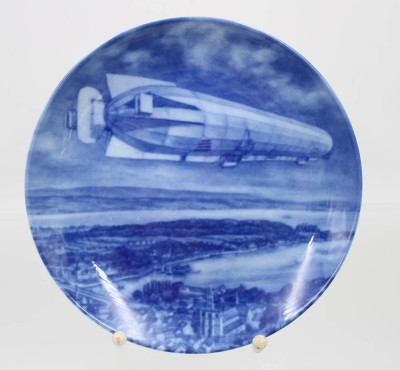 Auktion 360<br>Sammelteller, Luftschifff LZ 4 über Konstanz, Berlin Design, ca. D-19,5cm [1]