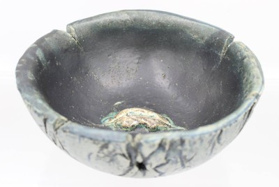 Auktion 360<br>Kunstkeramik-Schale, signiert ?, H-9cm D-22cm [1]