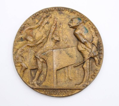 Auktion 360<br>GÖTZ, Karl Xaver (1875-1950), satirische Medaille, wohl Bronze, älter, D-5,8cm [1]