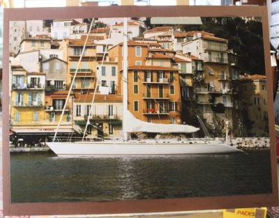 Auktion 360<br>Franco PACE (1942), großformatiges Foto einer Yacht, auf Hartfaser geklebt, ungerahmt, ca. 56 x 82cm, Sperrgutversand [1]