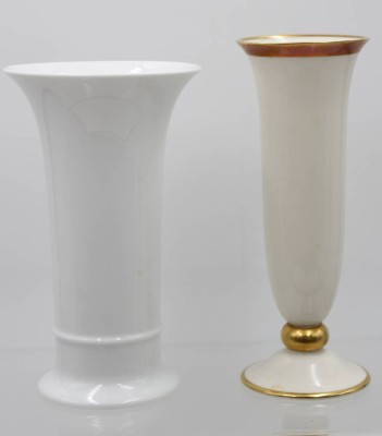 Auktion 360<br>2x div. Vasen, Kaiser und Lindner, ca. H-21,5cm [1]