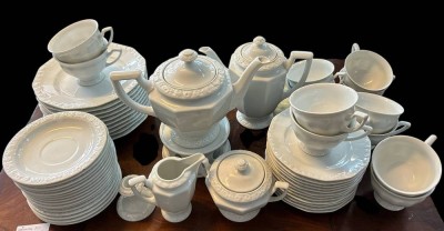 Auktion 360<br>umfangreiches Tee-Kaffeeservice 