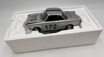 Auktion 360<br>Modellauto 