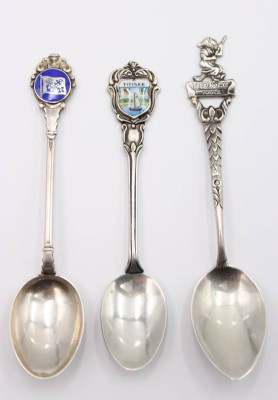 Auktion 360<br>3x div. Andenkenlöffel, Harz, Titisee u. Norddeutscher Lloyd, Silber 800/835, zus. 24,6gr., ca. L-10,5cm [1]