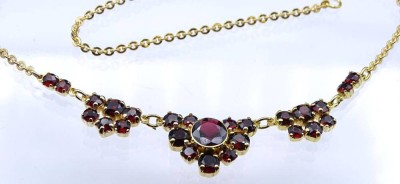 Auktion 360<br>Granat Collier, Normgold, sog.Viertelgold 250/000, gestempelt,L- 44cm, 6,6gr. [1]