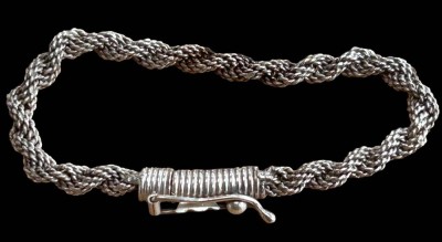 Auktion 361<br>Silber Kordelarmband, L-19 cm, 17,2 gr. [1]