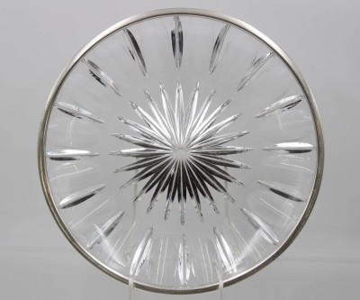 Auktion 361<br>gr. Kristall-Anbietschale mit 835er Silber-Rand, älter, ca. H-4,5cm D-28,5cm [1]
