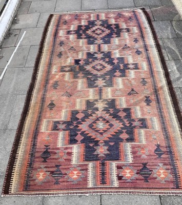 Auktion 361<br>Kelim, 217x128 cm [1]