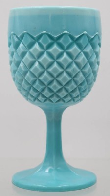Auktion 361<br>Opalglas-Pokal, 19.Jhd, , H-15 cm [1]