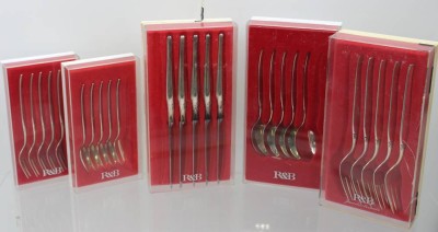 Auktion 361<br>30 Besteckteile, Robbe & Berking, Royal, 90er Auflage, Messer ca. L-21,5cm [1]