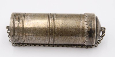 Auktion 361<br>Zylinderförmige Zunderbüchse, 19. Jhd., Silber geprüft, L-8,5cm, ca, 37gr. [1]
