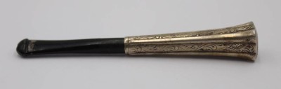 Auktion 361<br>Zigarettenspitze, 835er Silber, Altersspuren, L-8,2cm [1]