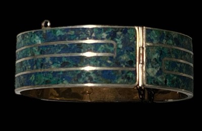 Auktion 361<br>breiter Silber-925- Armreif mit Türkis-Einlagen, Mexico, B-2 cm, D-6 cm, 37,1 gr [1]