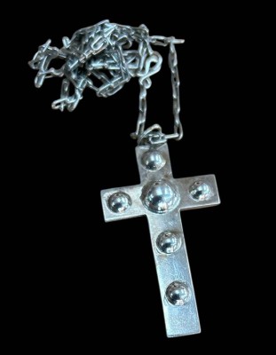 Auktion 361<br>Silberkette mit massiven Brustkreuz, S-900-, Chile, 18,1 gr. [1]