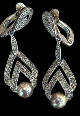 Auktion 361<br>Paar Ohrhänger, Silber-925-, 