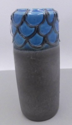 Auktion 361<br>Keramikvase, gemarkt W-Germany 532-28, H-28 cm, eine Seite Bremmfehler?? [1]