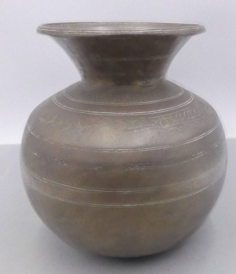 Auktion 361<br>antike Bronze Vase/Vorratsgefäss?, umlaufend Gravuren, H-24 cm [1]