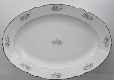 Auktion 361<br>Eine Große Bratenplatte um 1900 von Haas&Czjzek, floral  [1]