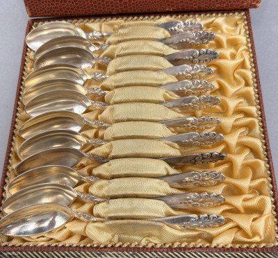 Auktion 361<br>12x Silber-800- Kaffeelöffel, 