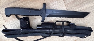 Auktion 361<br>Überlebensmesser 
