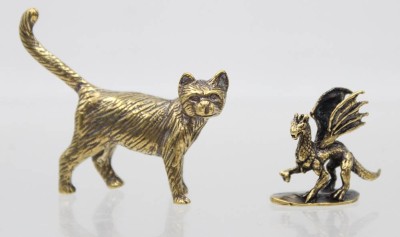 Auktion 361<br>Katze und Drachenfigur aus Messing , [1]