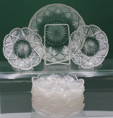Auktion 361<br>Kompott- Set ,Glas , beschliffen . [1]
