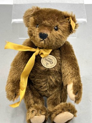 Auktion 361<br>Steiff Classic Bär, komplett, guter Zustand, H-223 cm [1]