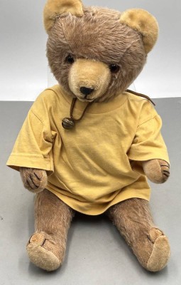 Auktion 361<br>alter Teddy, wohl Steiff?, hart gestopft, Brummstimme defekt, H-50 cm [1]