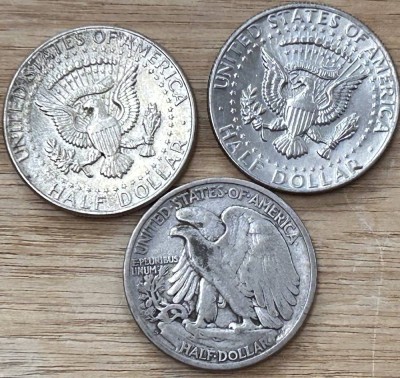 Auktion 361<br>3x Half Dollar Münzen, USA, 1x Liberty 1942, 2x Kennedy 1964 und 1977 [1]