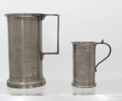 Auktion 361<br>2x div. Zinnmaße, älter, div. Eichpunzen, ca. H-18cm [1]