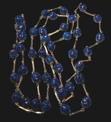 Auktion 362<br>lange Murano Halskette, blaues Glas mit Glimmer, Double-Glieder, L-120 cm, ca. 77 gr [1]