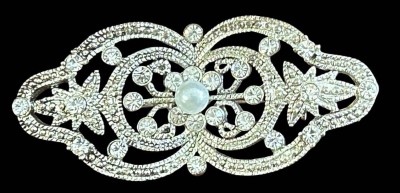 Auktion 362<br>versilb. Brosche mit Perle und klaren Steinen, B-5,5 cm [1]