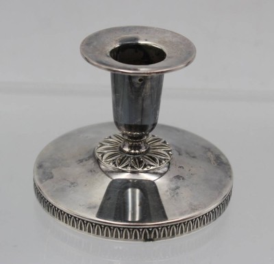 Auktion 362<br>Leuchter, Silber, Schweden, gefüllter Stand, H-6,5cm, 134,7gr. [1]