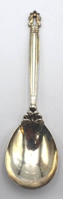 Auktion 364<br>gr. Silber-Gemüselöffel, Georg Jensen, Acorn, 95,6gr., L-22,5cm [1]