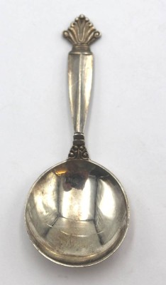 Auktion 362<br>Sahnelöffel, Georg Jensen, Königin, Silber, 21,7gr., L-10,5cm [1]
