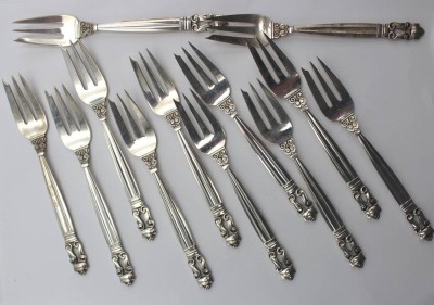 Auktion 362<br>12x Kuchengabeln, Georg Jensen, Acorn, Sterling, 323,9gr., L-14cm [1]