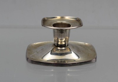 Auktion 362<br>Leuchter, 830er Silber, gefüllt, COHR, 95,3gr., ca. H-4,5cm [1]