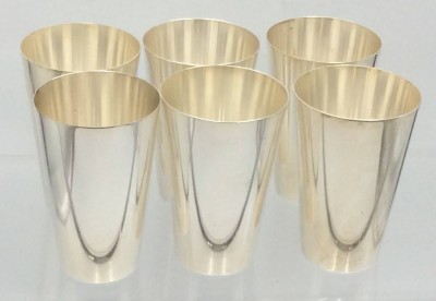 Auktion <br>6x versilberte Becher 