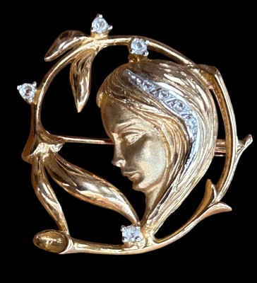 Auktion 362<br>Jugendstil-Brosche, Silber vergoldet, klare Steine, D-ca. 4 cm, 11,2 gr. [1]